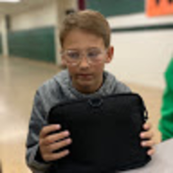 Meet your Posher, Andrew - Picture 1 of 1